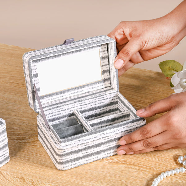 SlateLine Portable Jewellery Box With Mirror