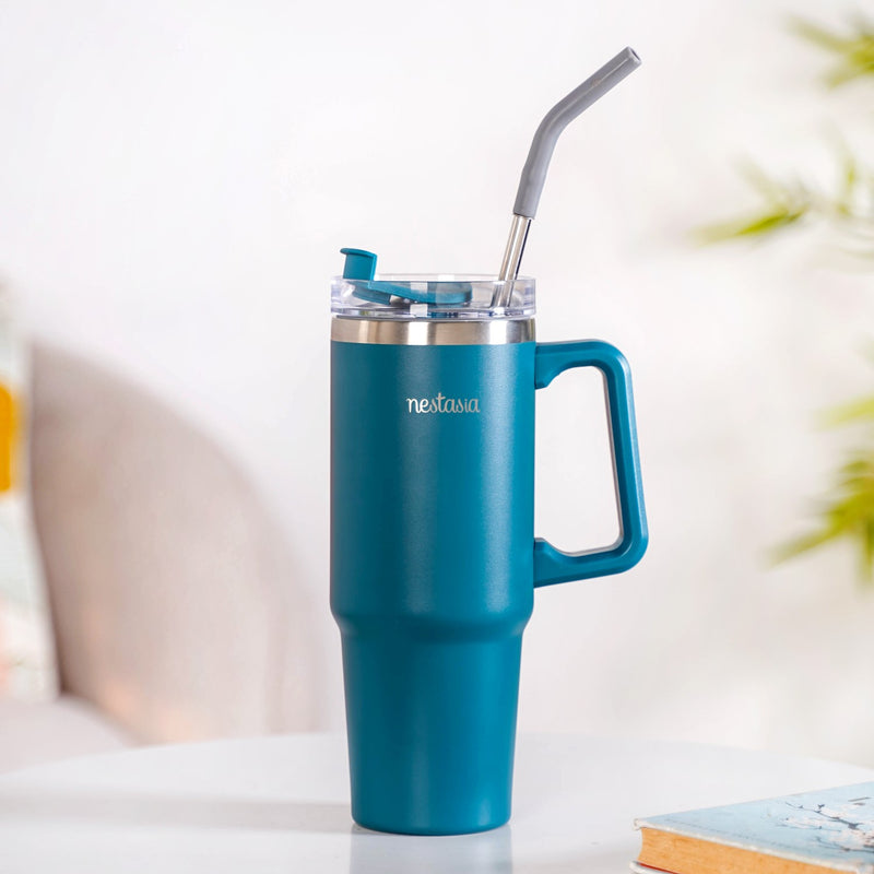 Sleek Dark Teal Leakproof Sipper Bottle For Travel