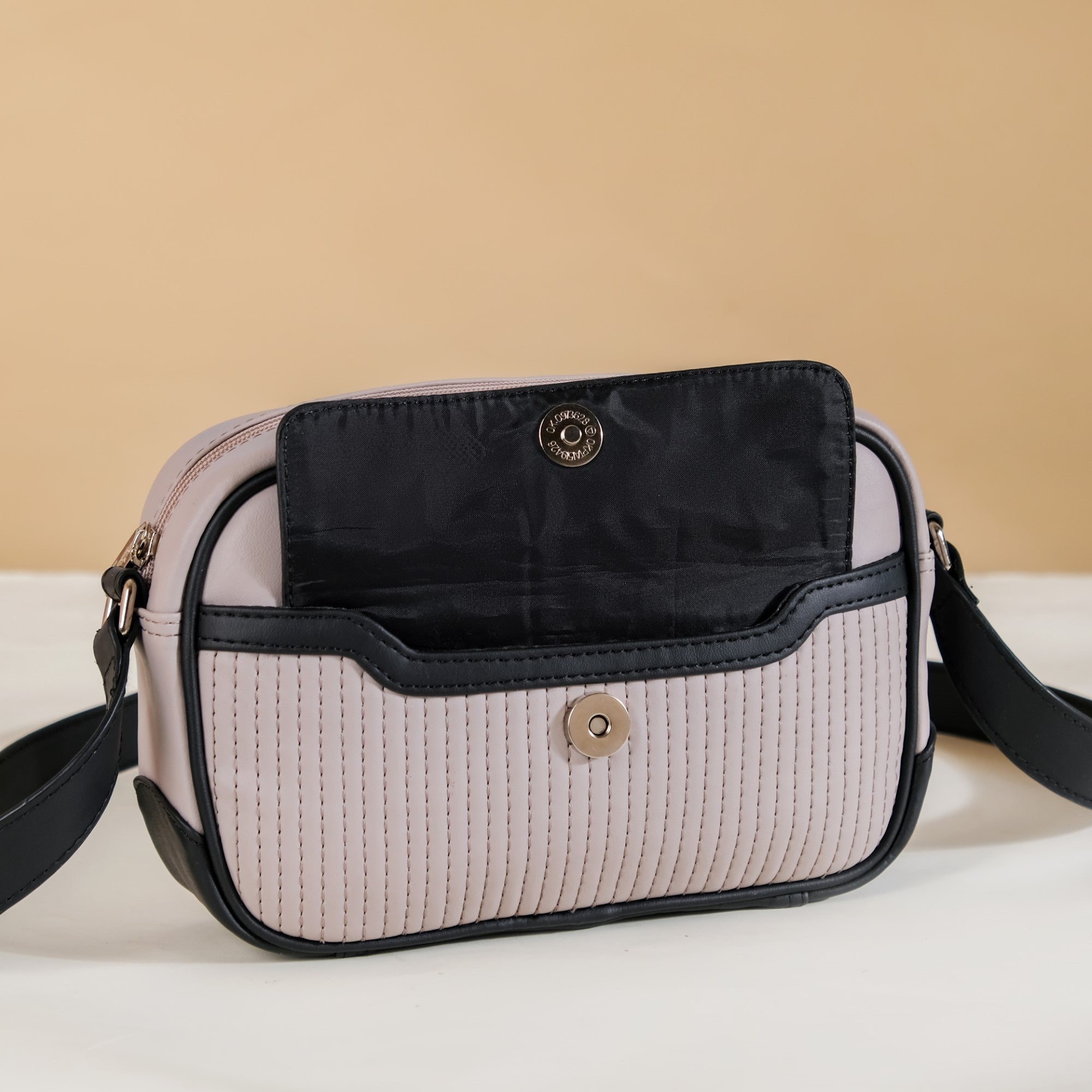 SAJAHAN LEATHER Leather Women Handbags Shoulder Bag Purse 5 L Backpack Black  - Price in India | Flipkart.com