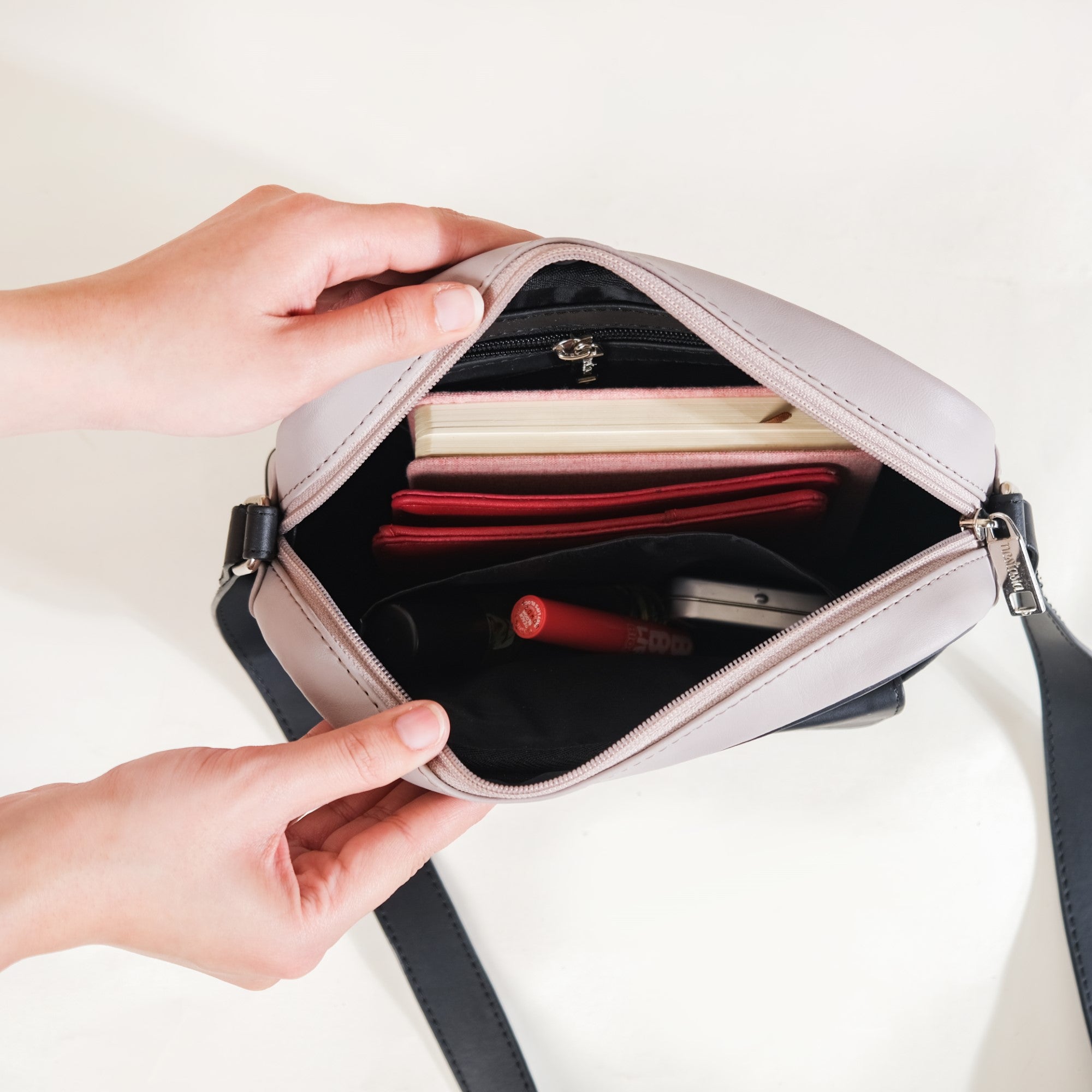 Amazon.com | Eslcorri Small Crossbody Sling Bag for Women Trendy -  Fashionable Fanny Packs Vegan Leather Chest Belt Bum Bag Anti Theft  Crossbody Sling Purse for Travel Sport Camping - Light Brown |