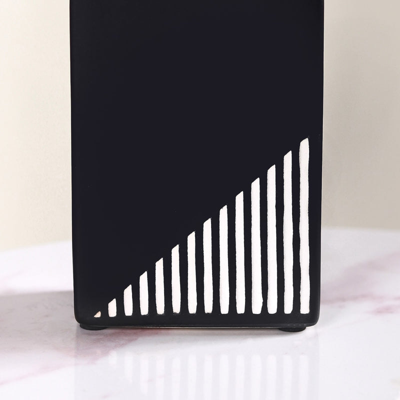 Black And White Arch Vase- Flower vase, home decor gifts, ceramic vase, black vase, vase