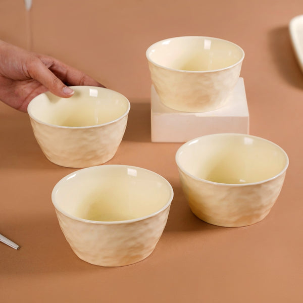 Vanilla White Textured Snack Bowl Set Of 4 350ml