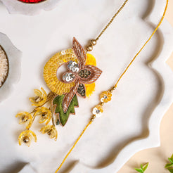 Sunlit Amber Petal Rakhi Lumba Set