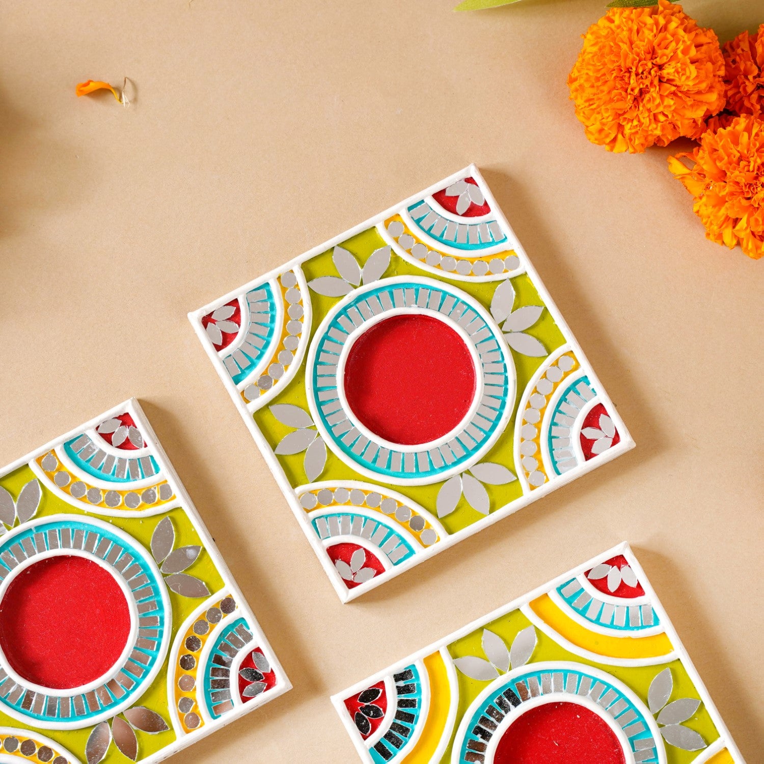 ARTEC ニコライカネッティデザイン　ポストモダン No.11946「ポストモダン ミラー」幅40cm | ボルトナットマーケット