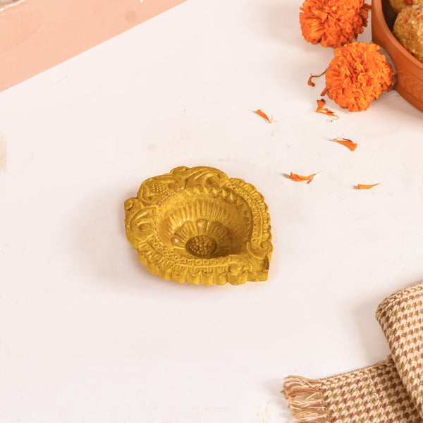 Tri Colour Natural Terracotta Diyas Set Of 48