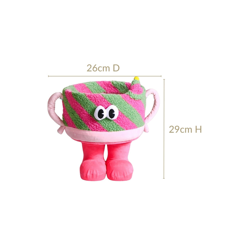 Tiny Hat Tidy-Up Basket