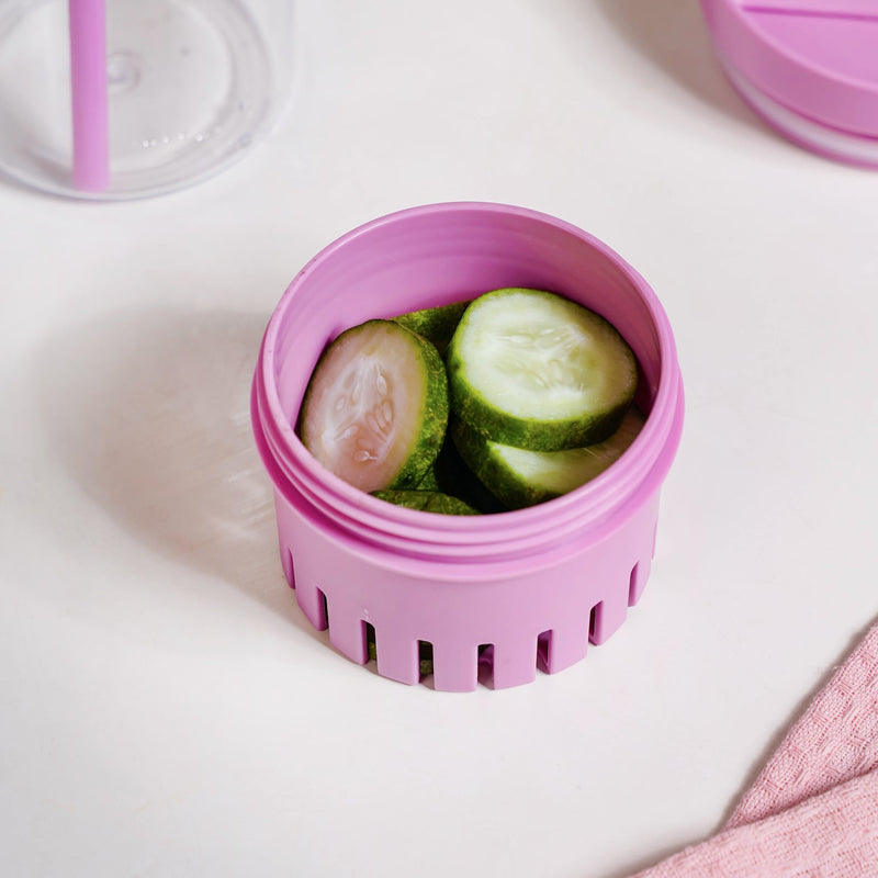 Transparent Water Bottle With Detachable Fruit Infuser 1300ml