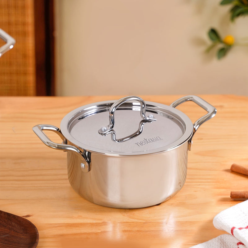 Tri Ply Stainless Steel Casserole Pot With Lid 2300ml
