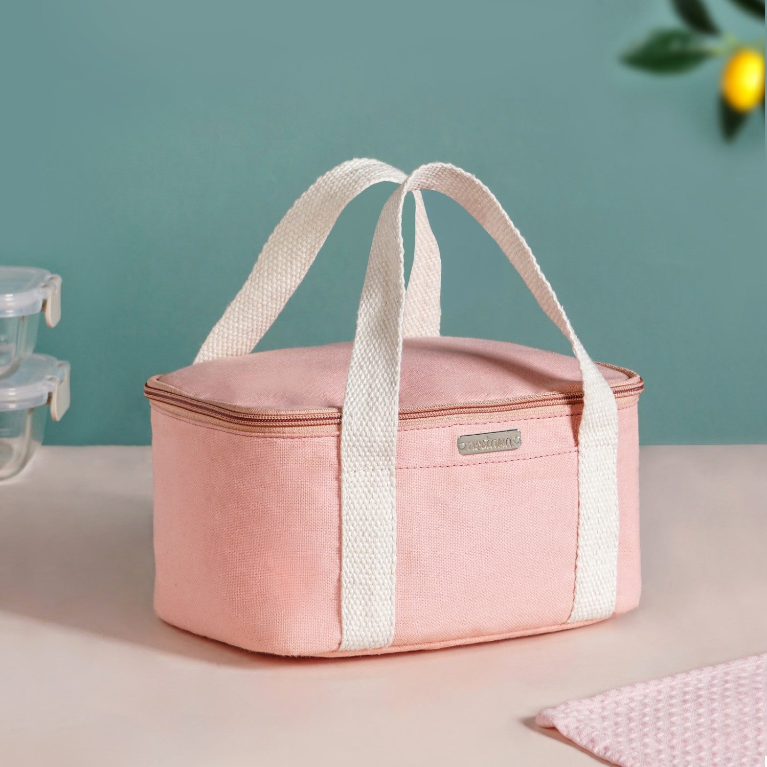 Urban Daily Insulated Lunch Bag In Peach
