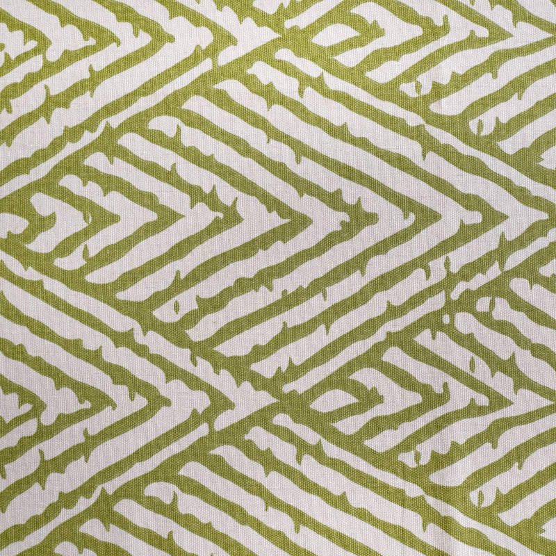 Valley Of Spring 6 Seater Table Cloth Green 217x168cm