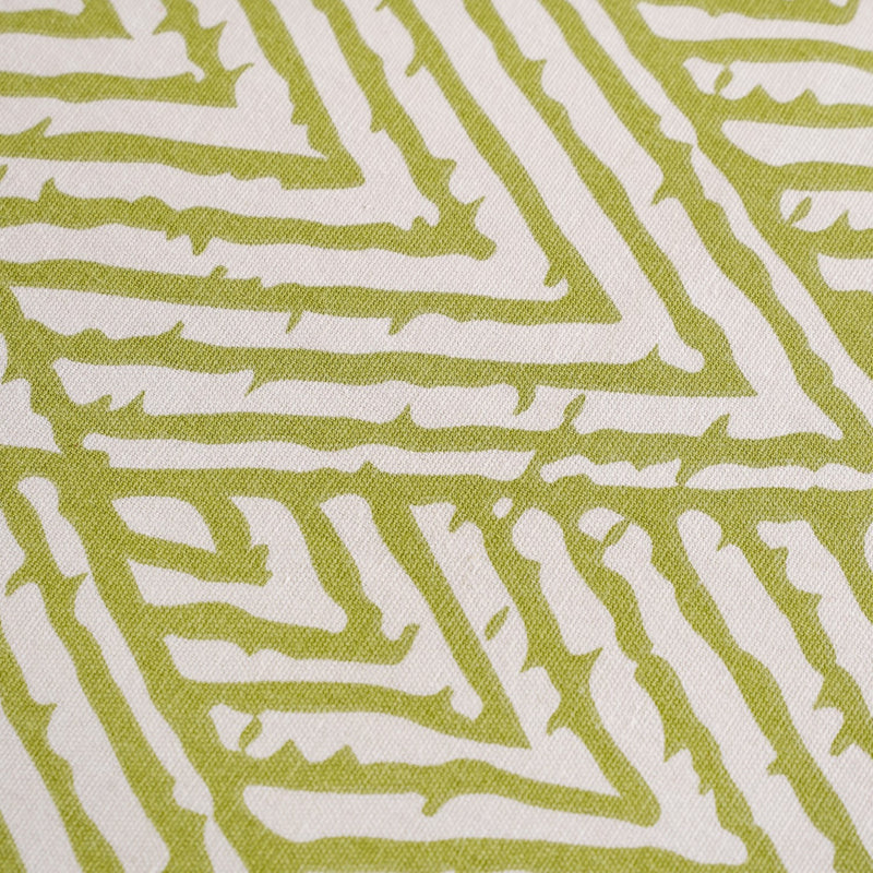 Valley Of Spring 6 Seater Table Cloth Green 217x168cm