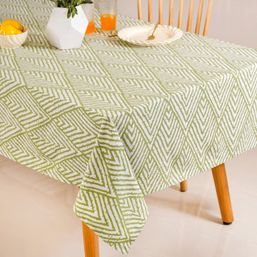 Valley Of Spring 8 Seater Table Cloth Green 282x160cm
