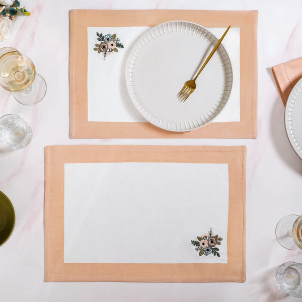 Ventosa Complete Table Linen Set With Mats Napkins Runner And Table Cloth In Peach