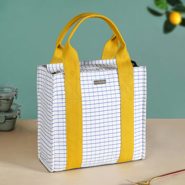 Vibrant Checkered Lunch Bag