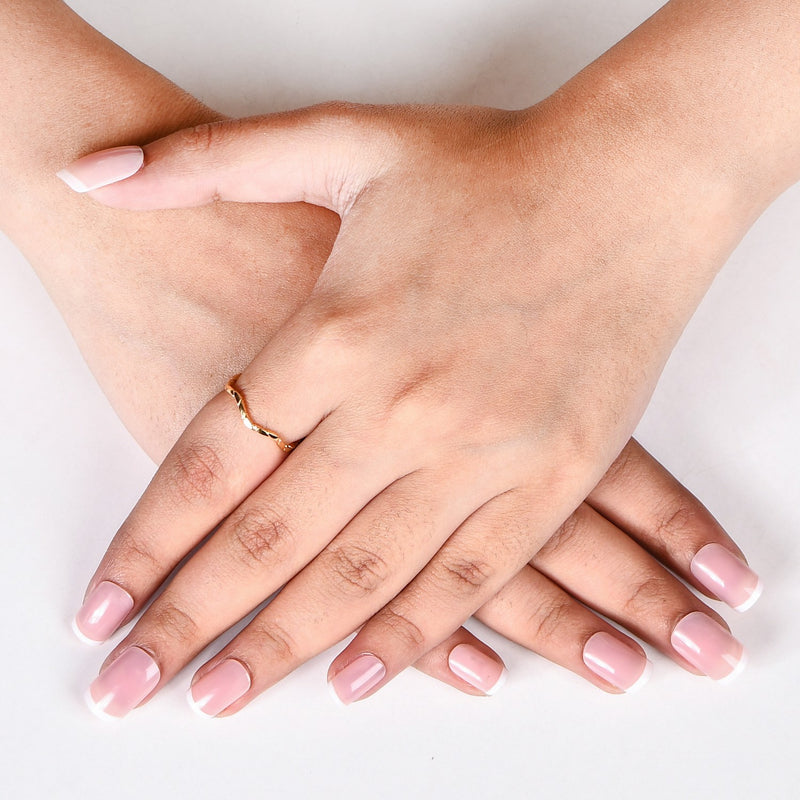 Wavy Minimal Gold Ring