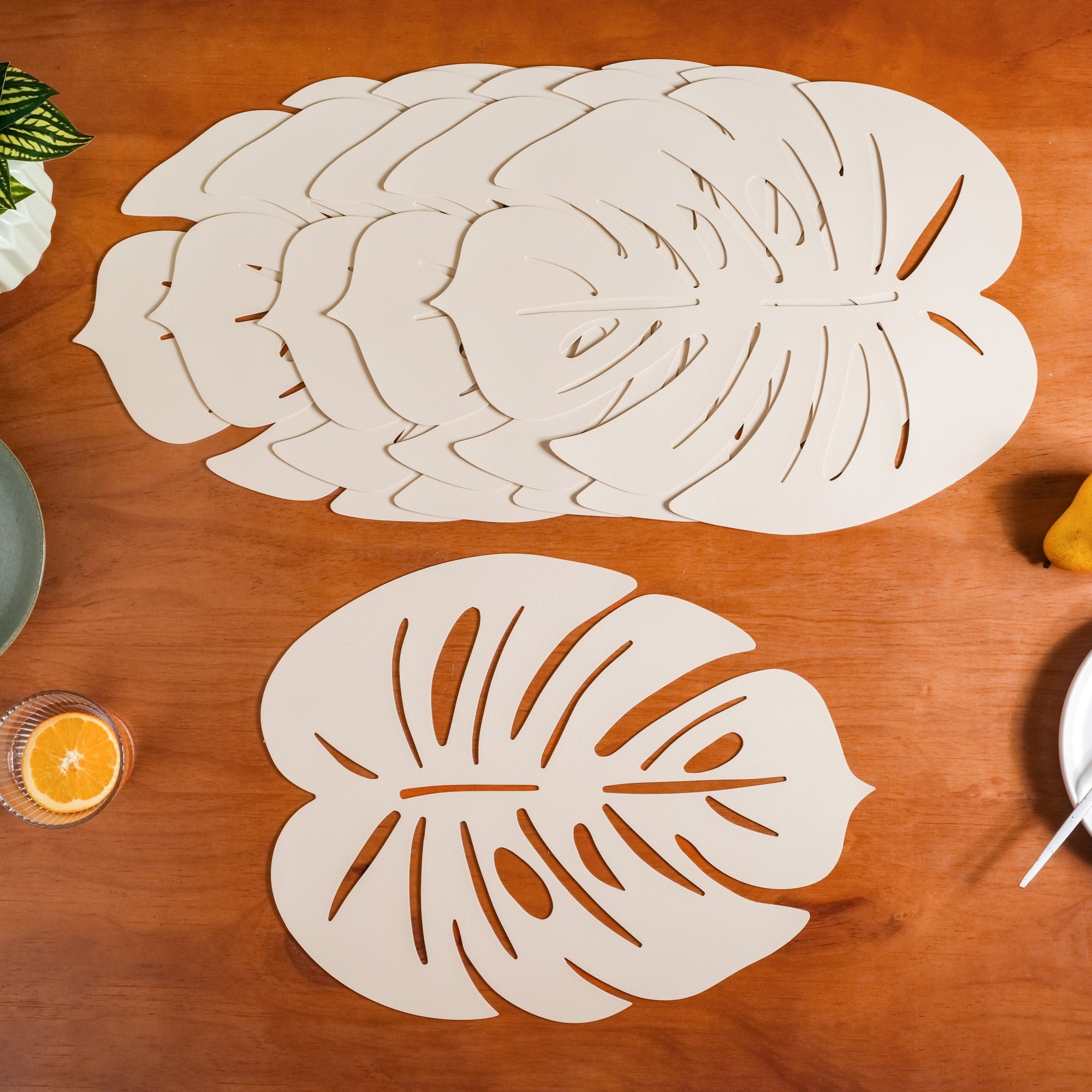 White Laser Cut Monstera Leaf Table Mat Set Of 6 Online - Premium Table ...