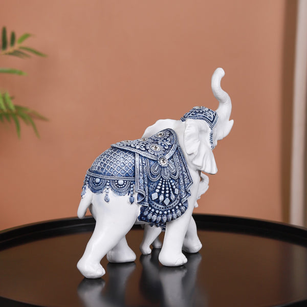 Vintage White Blue Royal Elephant Family Set Online | Nestasia