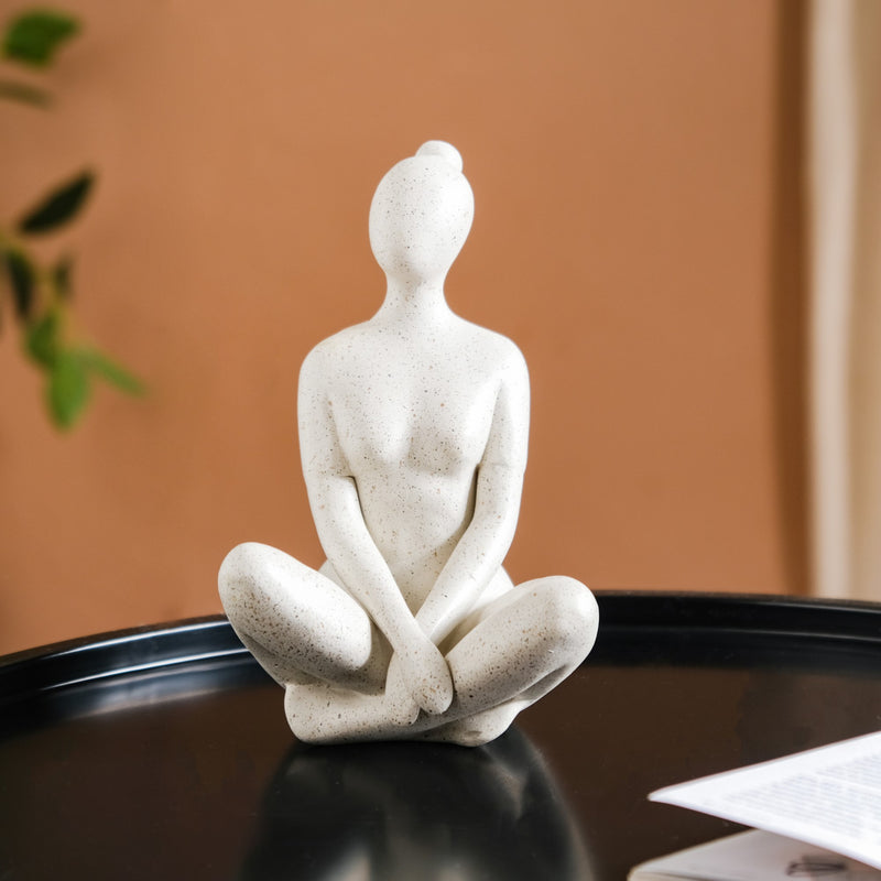 Sitting Woman Showpiece