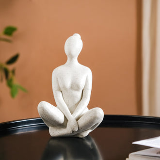 Sitting Woman Showpiece