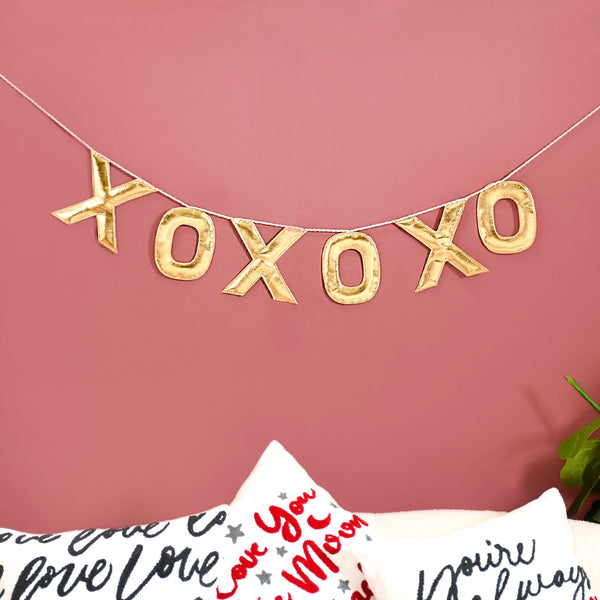 XOXO Gold Faux Leather Bunting For Wall Decoration 78 Inch