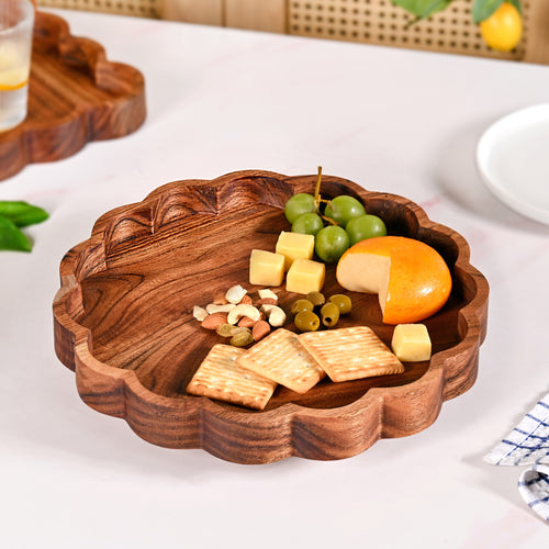 Acacia Scalloped Lazy Susan Serving Platter