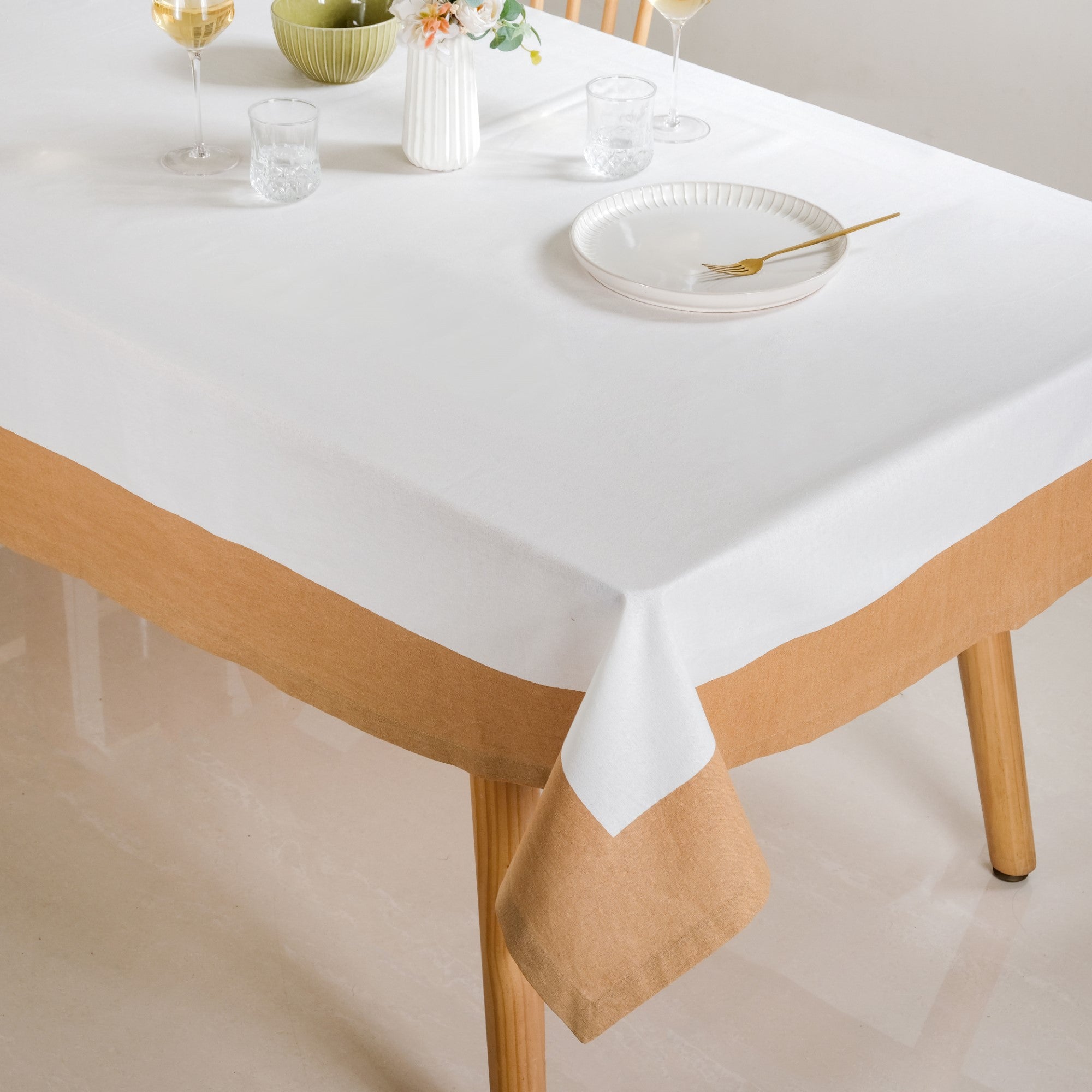 Midori Cotton Tablecloth For 6 Seater In Brown 200x150cm