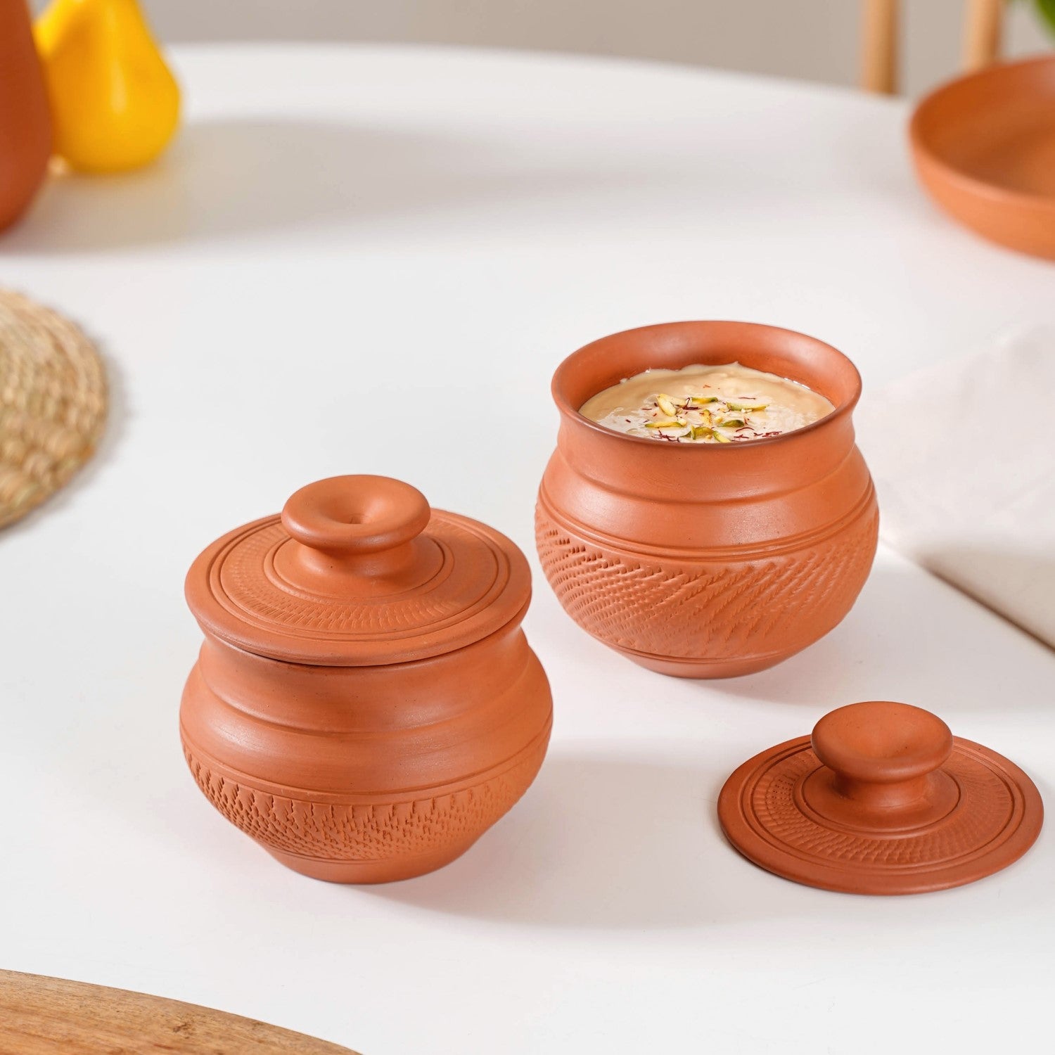 Earthen Clay Pot With Lid Set Of 2 650ml Online Premium Serving Bowl Nestasia