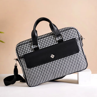 Houndstooth Patterned Woven Laptop Bag