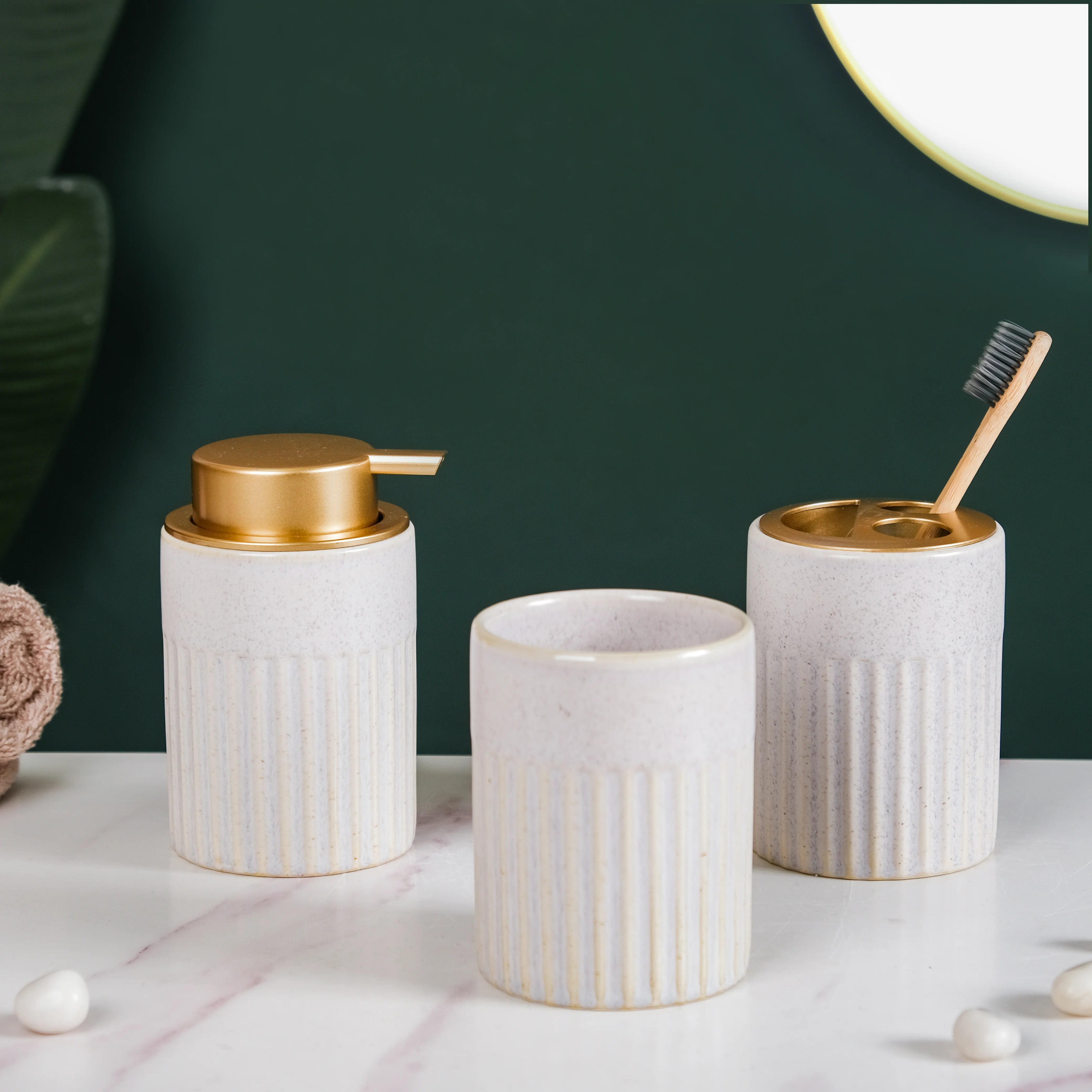 Matte Stoneware Finish Bathroom Set Of 3