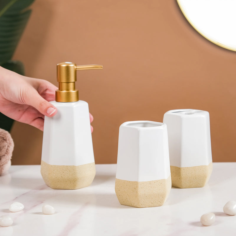 Modern Bathroom Accessories Set Of 3