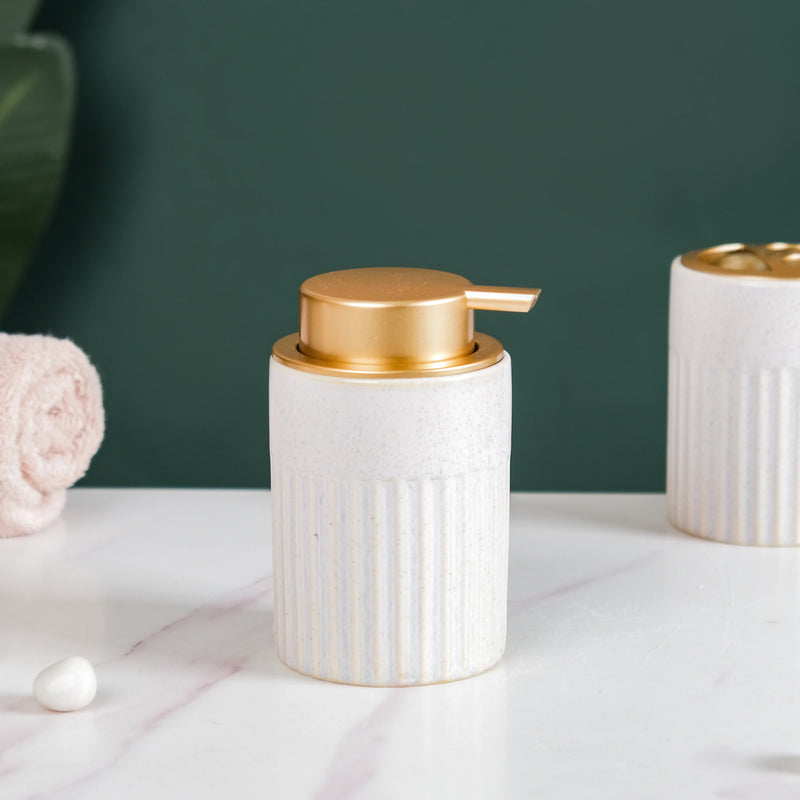 Matte Finish Bathroom Set Of 3