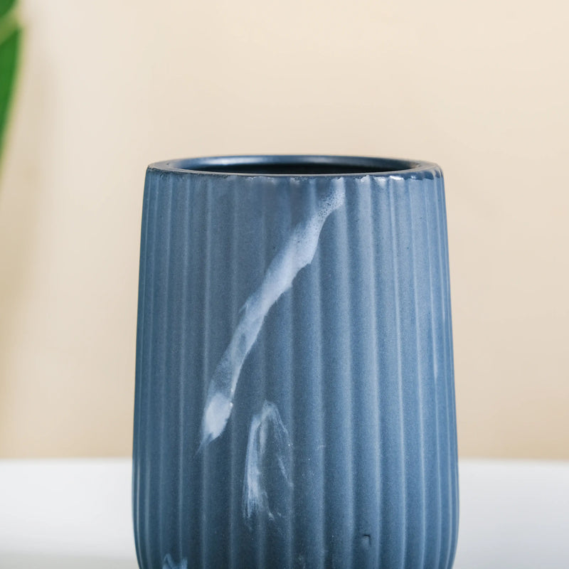 Sleek Ceramic Bathroom Set Of 3