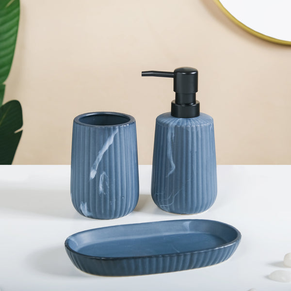 Sleek Ceramic Bathroom Set Of 3