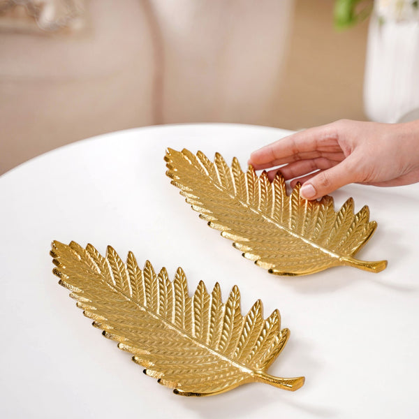 Golden Fern Leaf Metal Tray With Handle Set Of 2