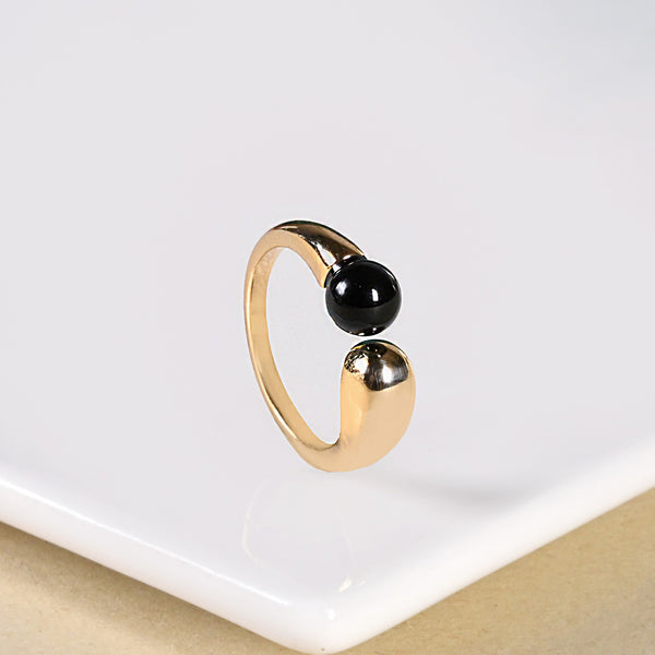 Black Stone Gold Ring