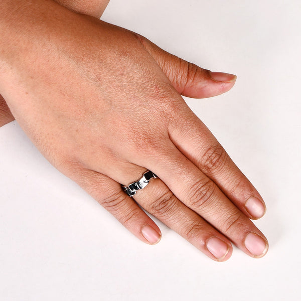 Overlapping Black Tile Silver Ring