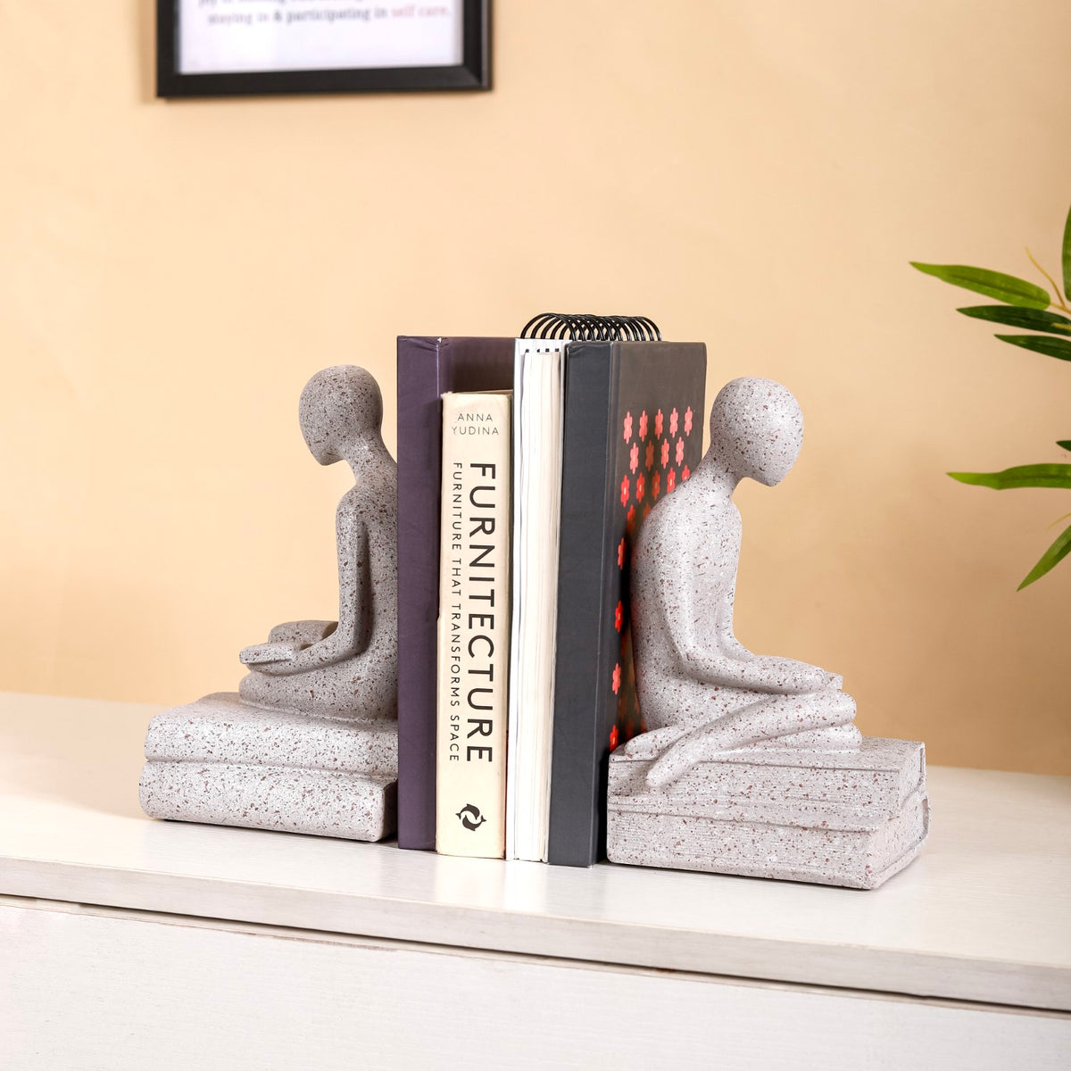 Bookends Buy Modern Resin Bookends At Best Prices Nestasia