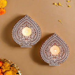 Spade Shape Decorative Candle Holder Set Of 2