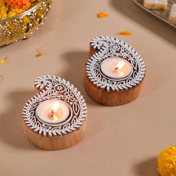 Wooden Paisley Block Candle Holder Set Of 2