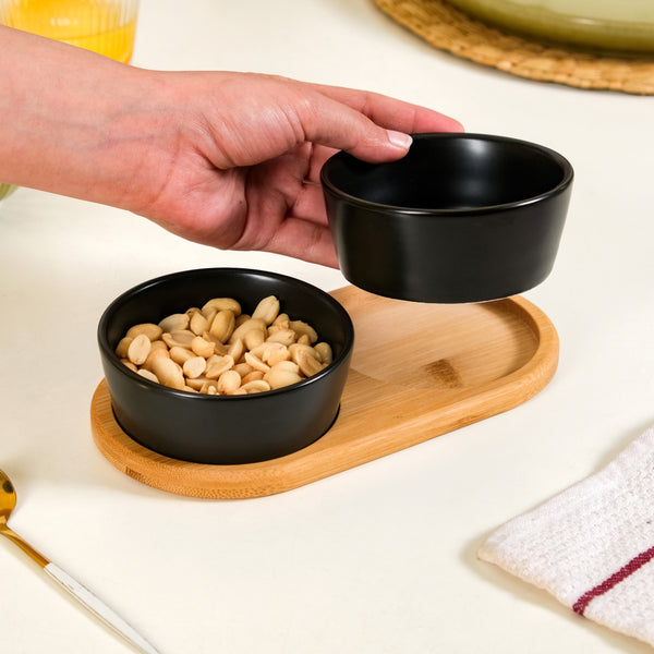 Black Snack Bowls Set Of 2 With Serving Tray 200ml