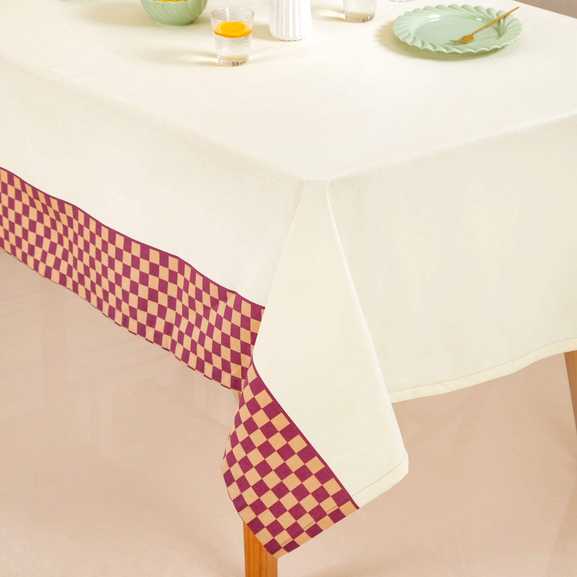 Checkered Border 8 Seater Table Cloth 274x152cm Online - Premium Table ...