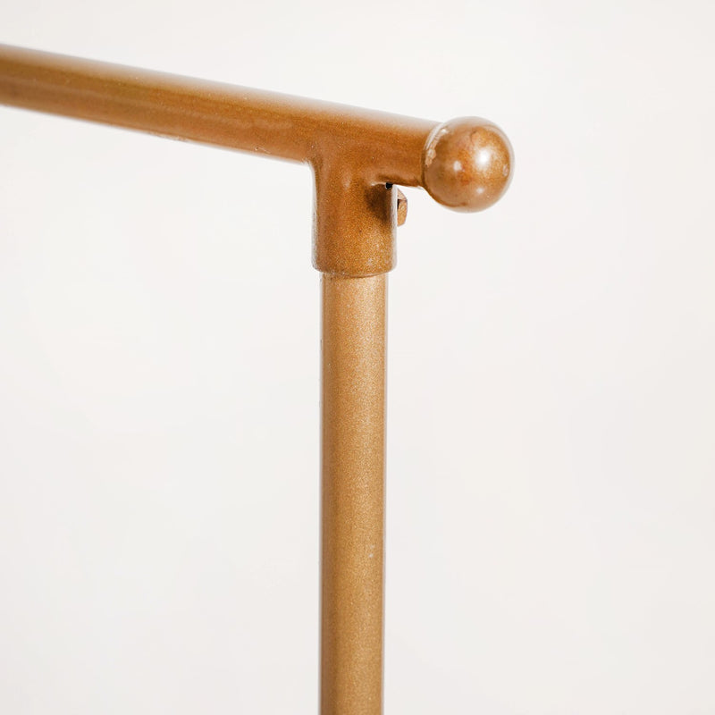 Luxurious Gold Iron Backdrop Frame