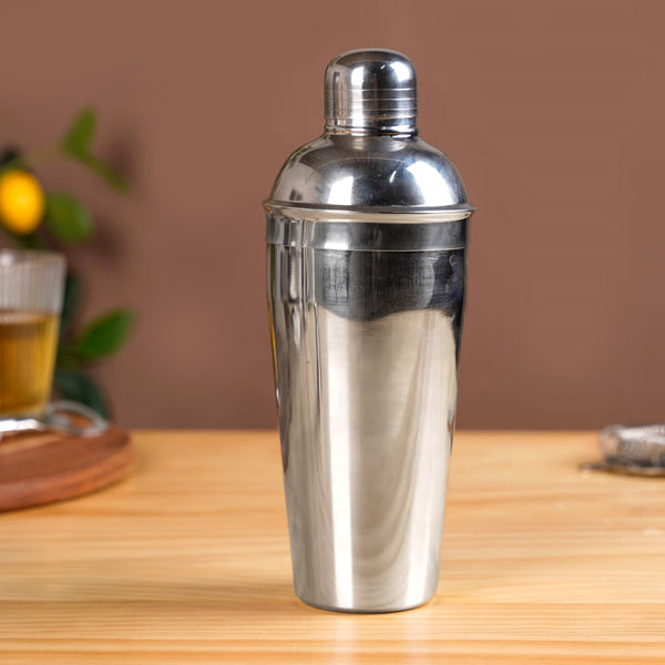 Classic Stainless Steel Peg Measure And Cocktail Shaker Set