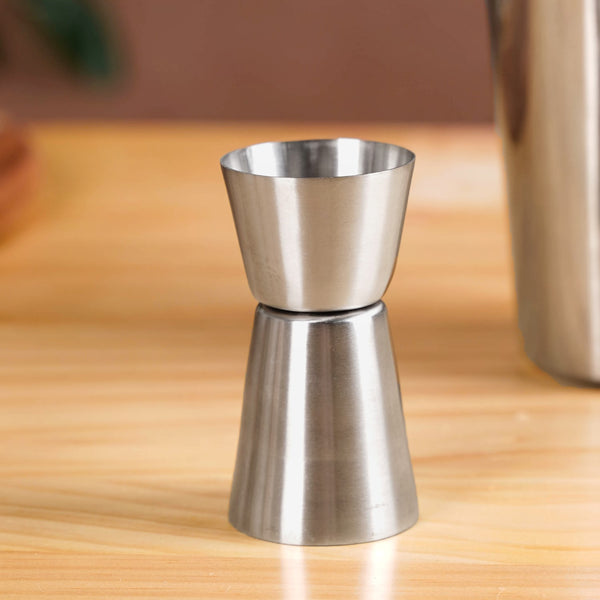 Classic Stainless Steel Peg Measure And Cocktail Shaker Set