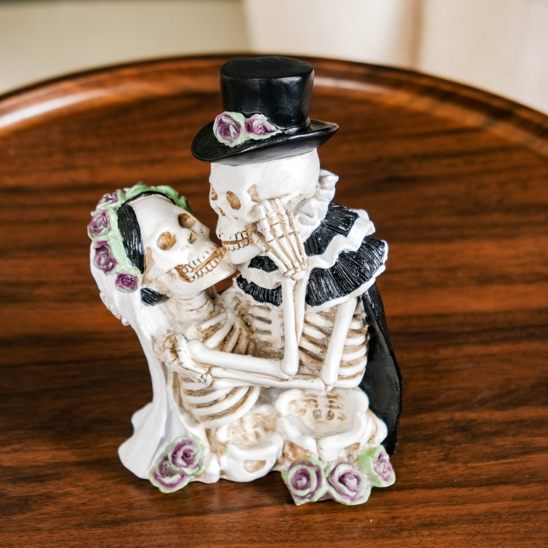 Skeleton Bride And Groom Decor Showpiece