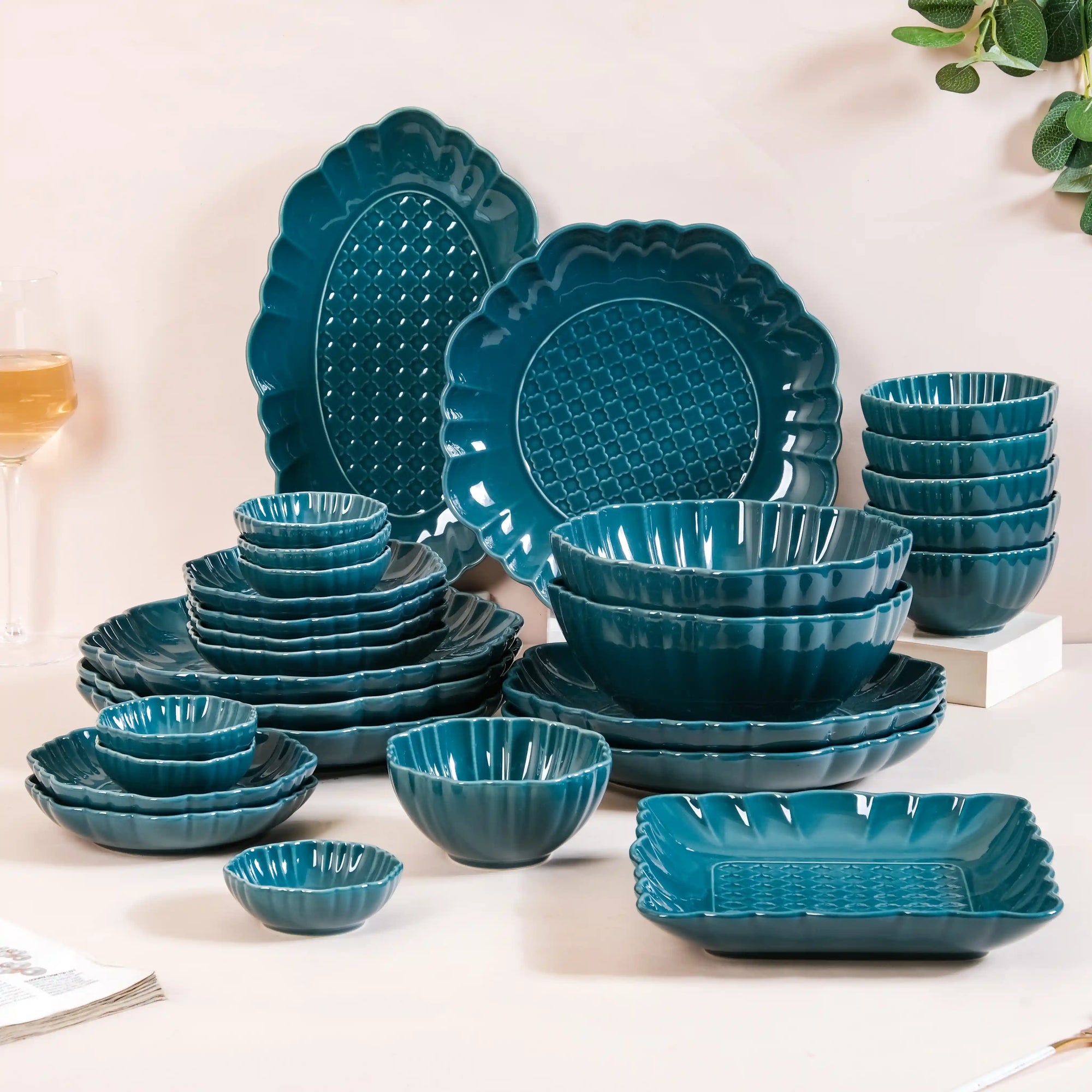 Luxe Moroccan 28-Piece Ceramic Dinnerware For Dark Green Online