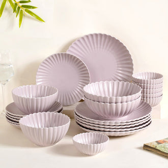 Lilac Scalloped 22 Piece Dinner Set For 6