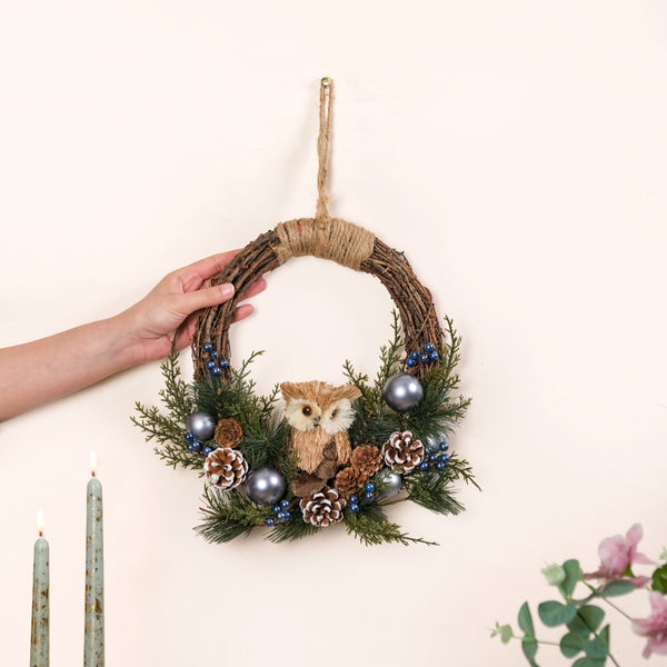 Wise Owl Hallow Sustainable Christmas Wreath For Wall Decor