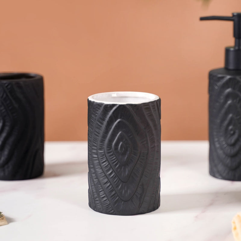 Matte Tree Ring Design Bath Set Of 3 Black