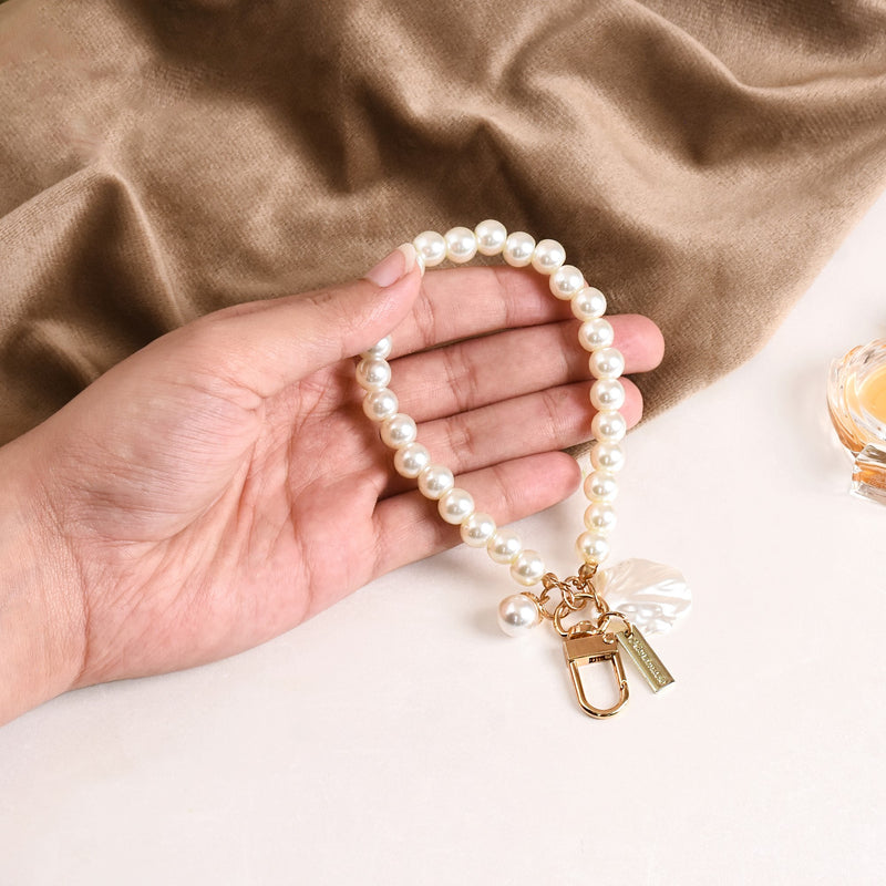 Elegant Faux Pearl Keychain